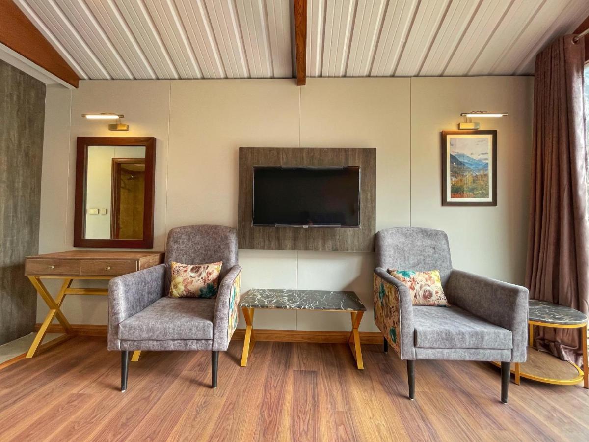 Horizon Resort Attabad Lake Hunza Karimabad  外观 照片