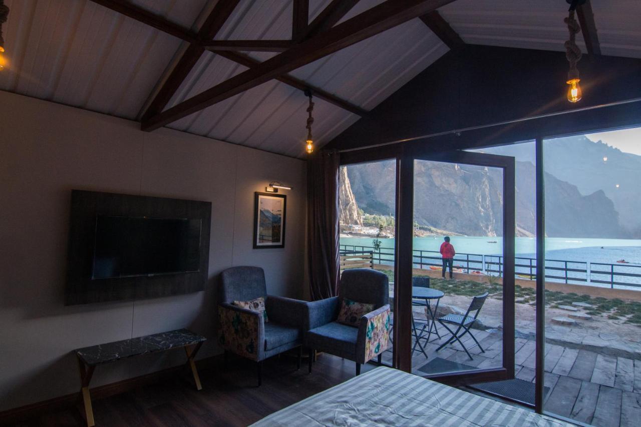 Horizon Resort Attabad Lake Hunza Karimabad  外观 照片
