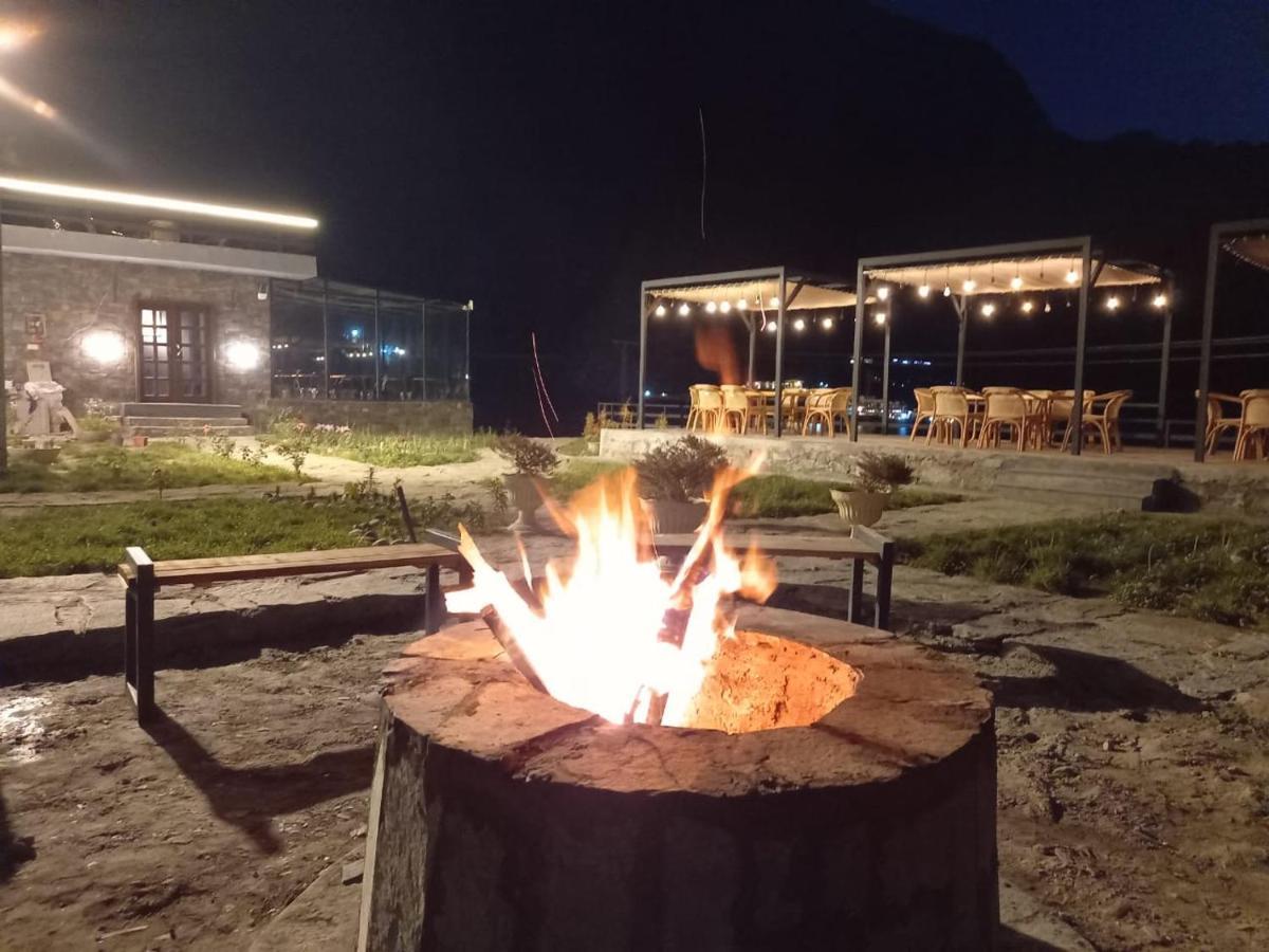 Horizon Resort Attabad Lake Hunza Karimabad  外观 照片