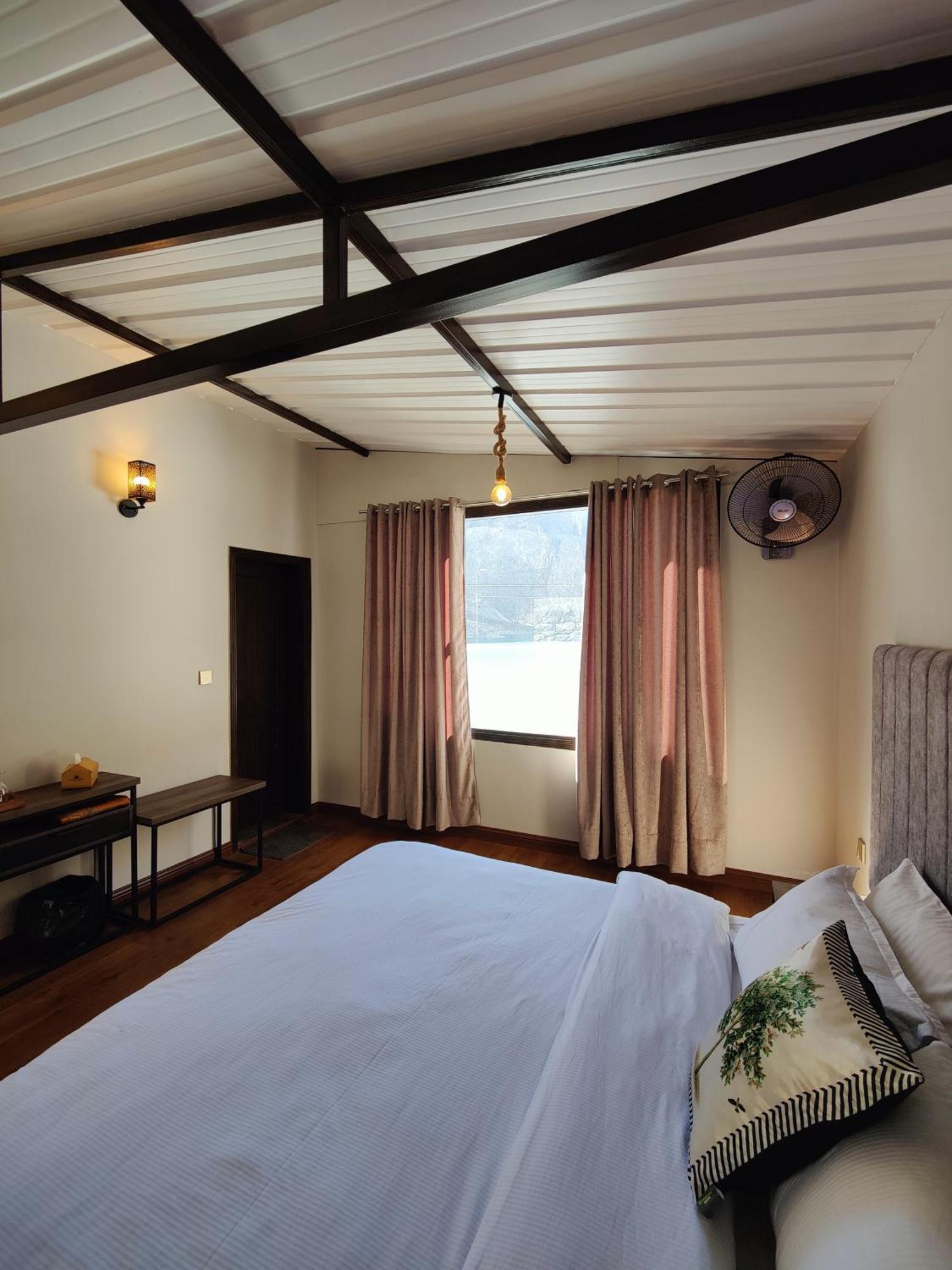 Horizon Resort Attabad Lake Hunza Karimabad  外观 照片