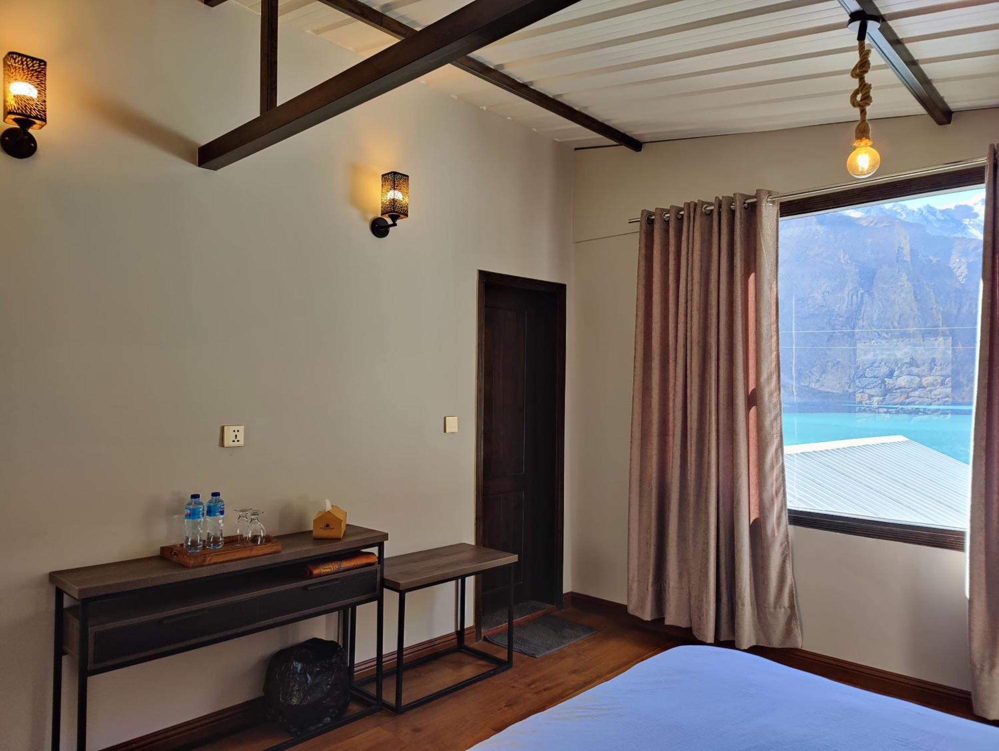Horizon Resort Attabad Lake Hunza Karimabad  外观 照片